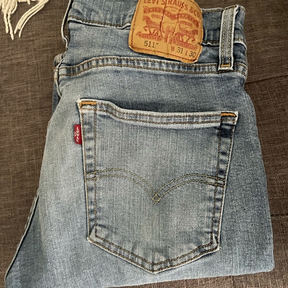 Levi’s 511 - Picture 2 of 4